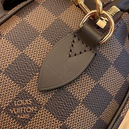 شنطه لويس فيتون Lv