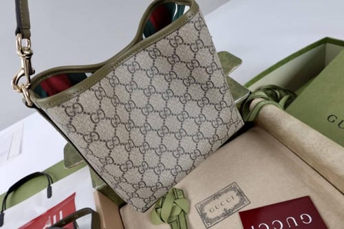 شنطه قوتشي توب