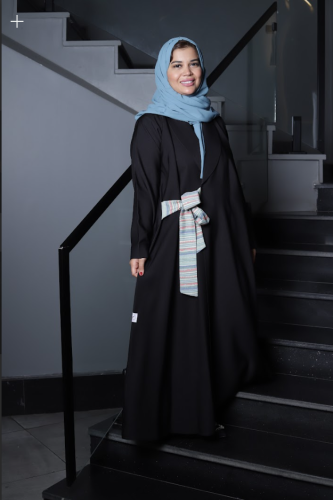 عباية سوسن اسود