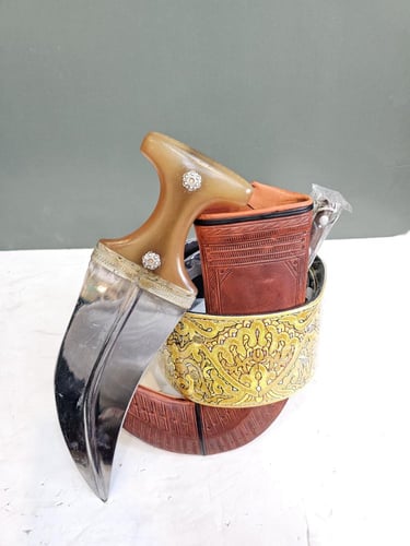 جنبيه صنعاني فيبر شبيه الزراف