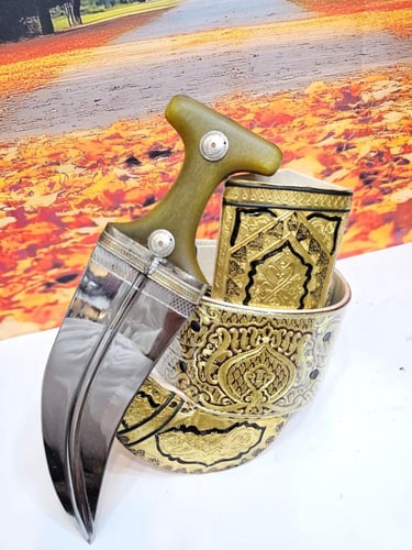 صنعاني وتر شبيه الزراف