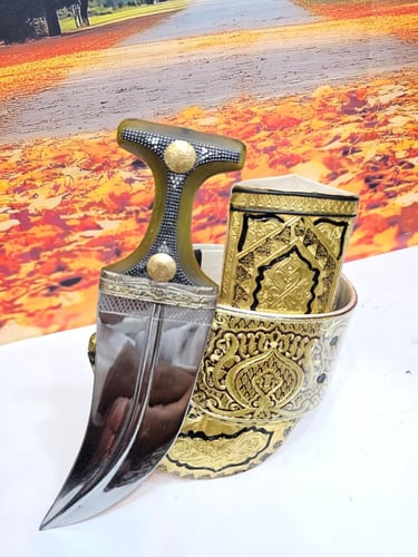 صنعاني وتر شبيه الزراف