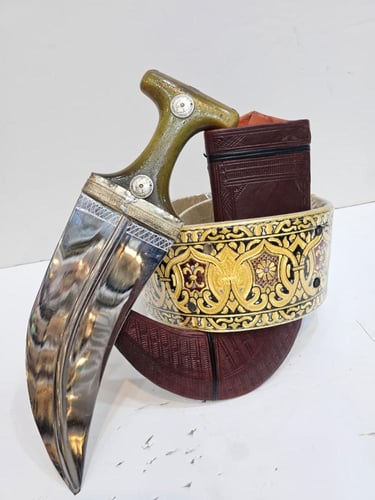 جنبيه صنعاني وتر شبيه الصيفاني