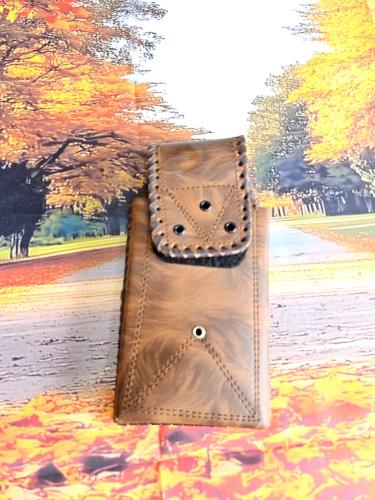 خبا جوال جلد بُني محسك