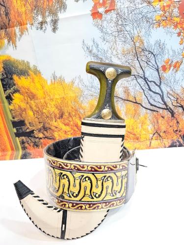 صنعاني وتر شبيه الصيفاني