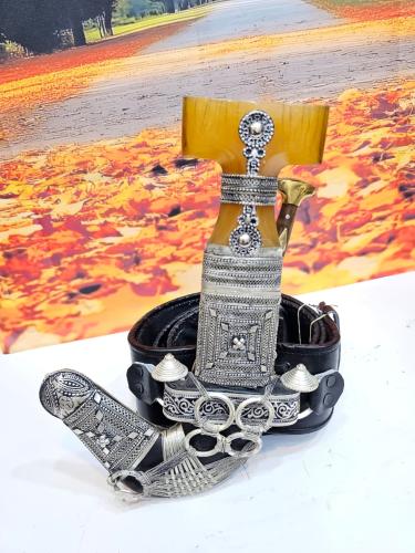 خنجر فيبر معدن شبيه الزراف