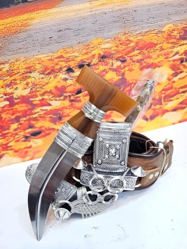 خنجر فيبر معدن شبيه الزراف