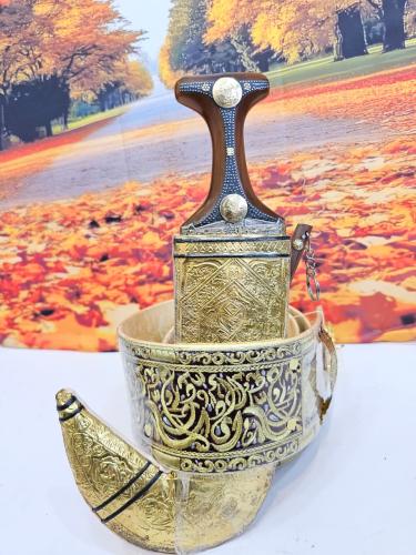 صنعاني وتر شبيه الزراف
