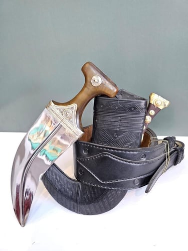 جنبيه قرن صنعانني الكايده خطمه فضه جنيهات شبيه الذ...