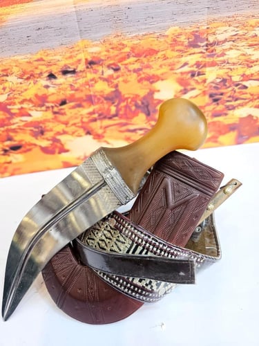 جنبيه مشرقي فيبر شبيه الزراف