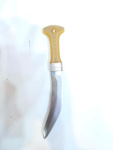 خدامه على شكل صنعاني= مشرقي