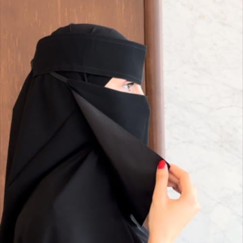 ثلاث نقابات مبطن وسط ربط