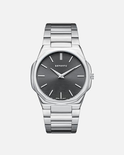 ساعة التفرد باللون الفضي