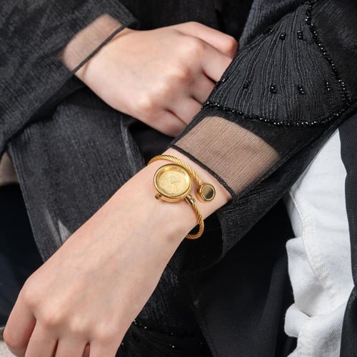 ساعة نسائية حصير باللون الذهبي ميناء ذهبي...