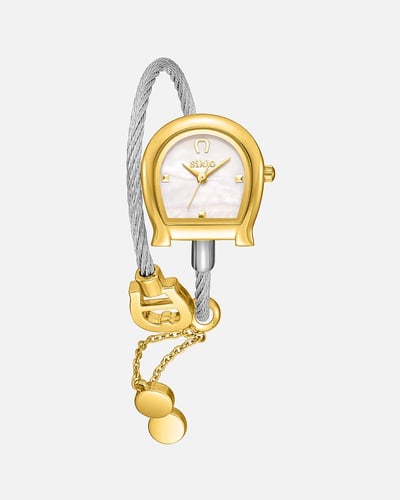 ساعة فاخرة بتصميم مبتكر باللون المكس الأبيض