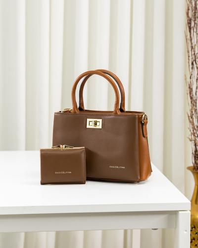 شنطة بتصميم ثنائي بعدة جوانب حجم وسط