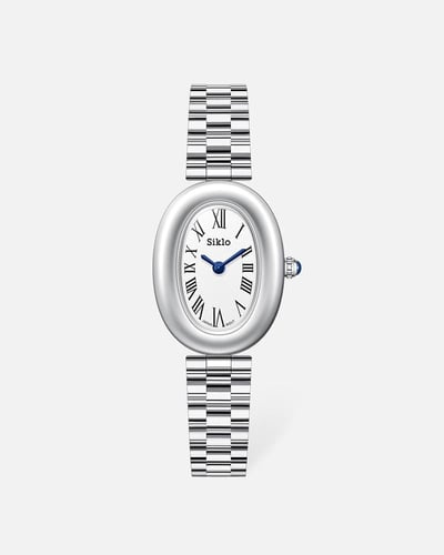 ساعة بتصميم بيضاوي أنيقة وراقية باللون الفضي