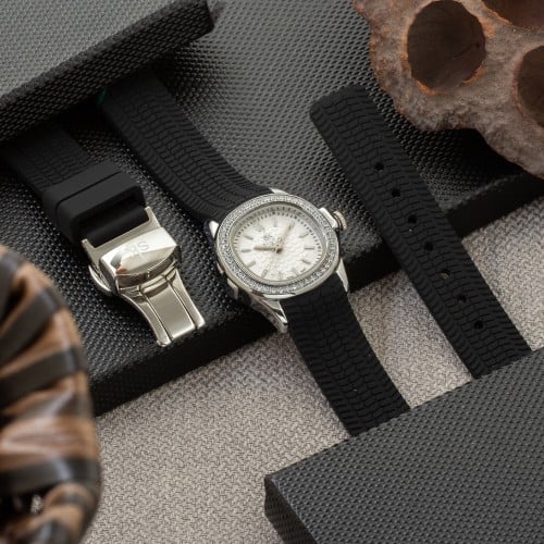 ساعة نسائية ربل فصوص زركون باللون الاسود ميناء اسو...