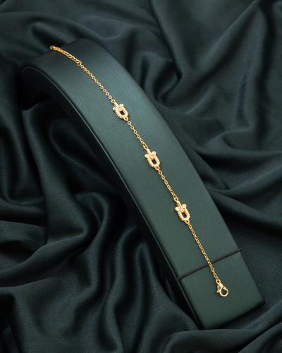 A bracelet for your look at occasions that attract...