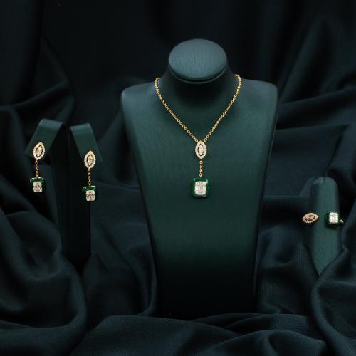 طقم 3 قطع بياجيت ناعم لامع المجموعة المذهلة من مجم...