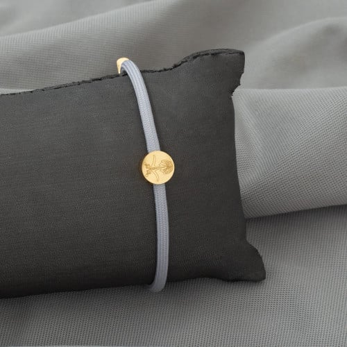 اسوارة خيط رجالية انيقه وحديثه