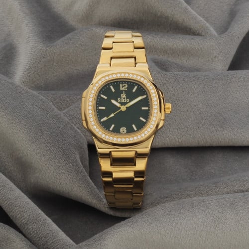 ساعة نسائية باللون الذهبي ميناء اخضر