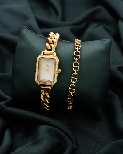 ساعة وإسواره استيل باللون الذهبي