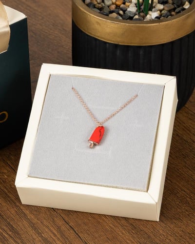 تعليقة بتصميم ساحر