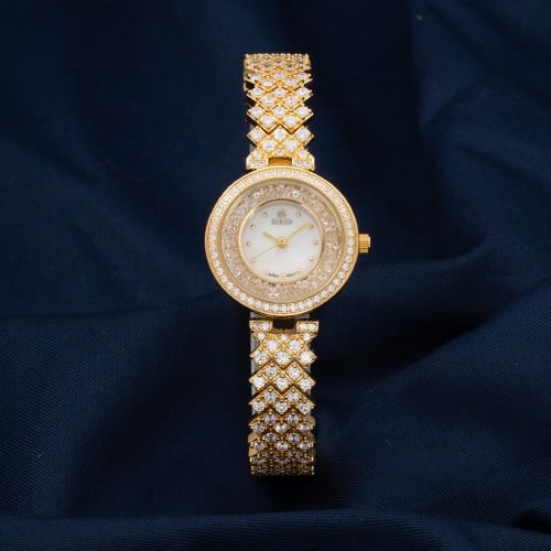 ساعة مرصعه بفصوص زركون ذهبي ميناء ابيض