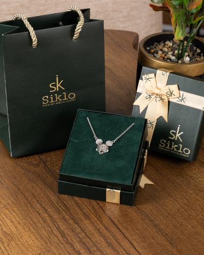 تعليقه هادئه تعكس الفخامة