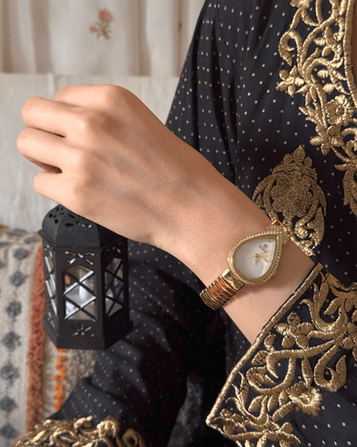 ساعه استيل متفردة ذهبي