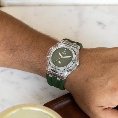 ساعة ربل باللون الاخضر