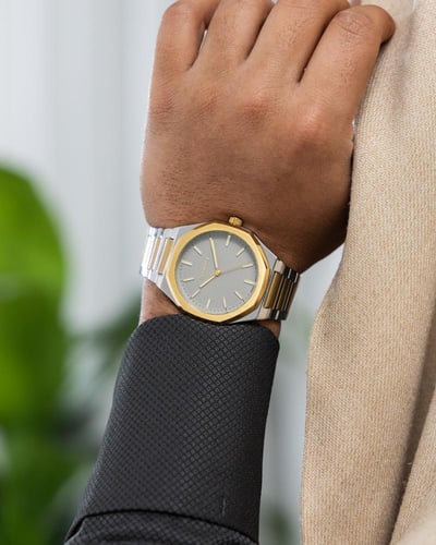 أناقة راقية، تفاصيل دقيقة باللون المكس