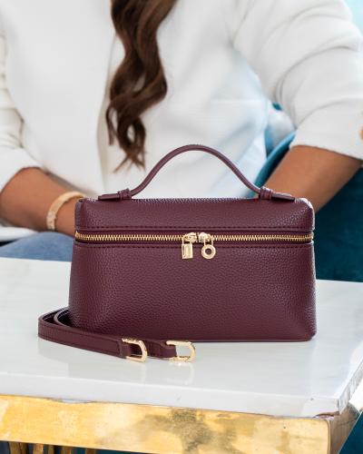 ناعمة صغيره باللون العودي حجم صغير