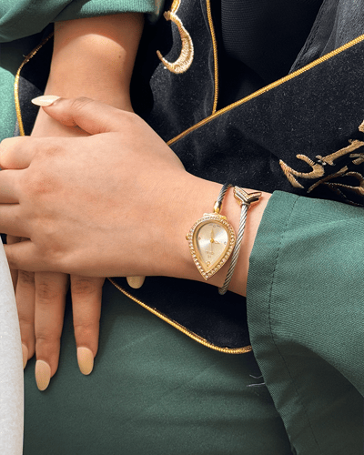 تألقي ساعة تنبض بالفخامة مكس