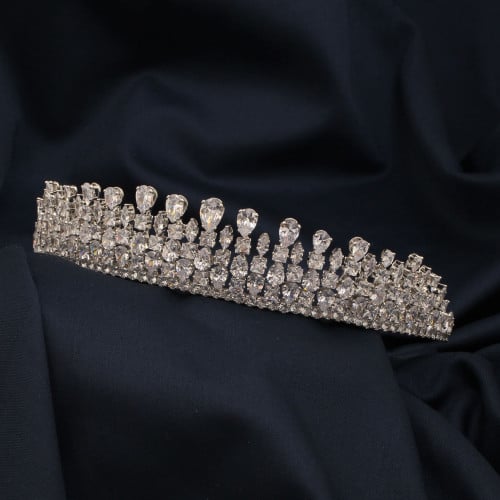 تاج عرائس زيركون يليق بجمالك