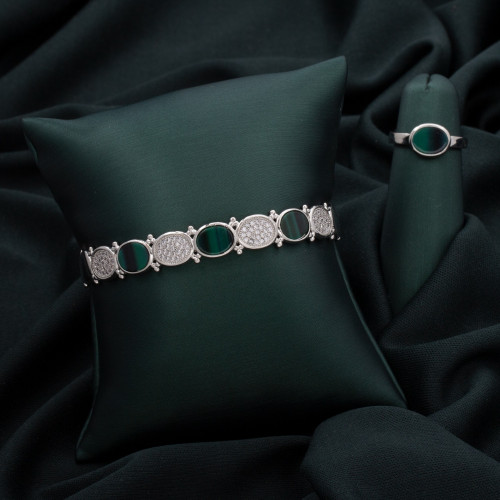 طقم اسوارة وخاتم باللون الفضي