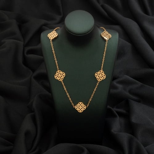 تعليقه FANC تاخذك في عالم الجمال