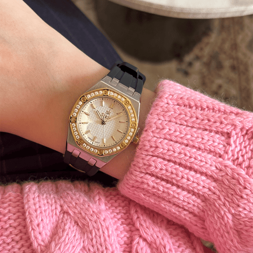 ساعة نسائية ربل فصوص زركون باللون الاسود ميناء ابي...