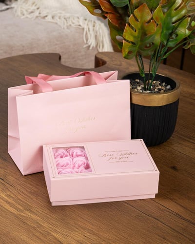 تصميم ناعم طقم لمناسباتك المهمة