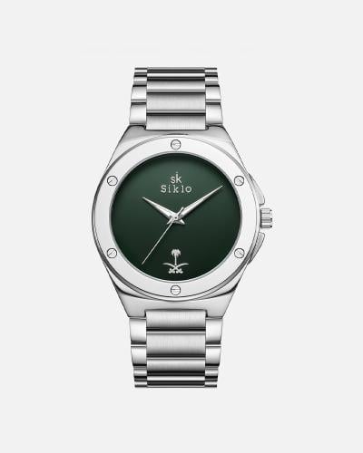 ساعة تتميز بقوة الشعار وجرأة التصميم ميناء أخضر