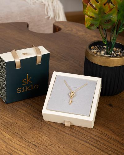 تعليقة إطلالة خاطفة للأنظار