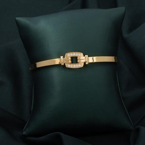 اسوارة أنيقة يمكنك تنسيقها مع اطلالتك المسائية