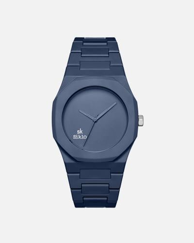 ساعة كربون باللون الكحلي