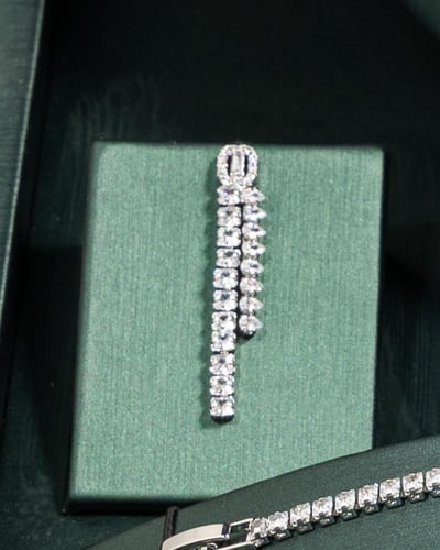 طقم لإطلالتك في المناسبات يجذب الأنظار اليك