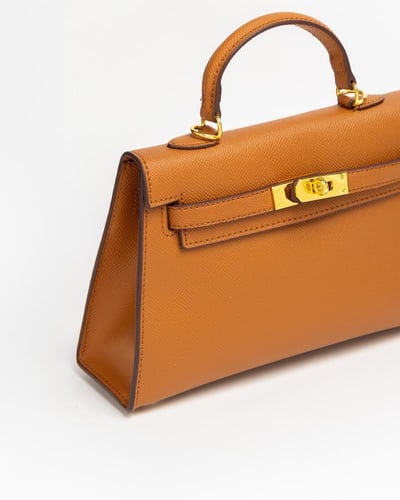 شنطة بني فاتح حجم صغير