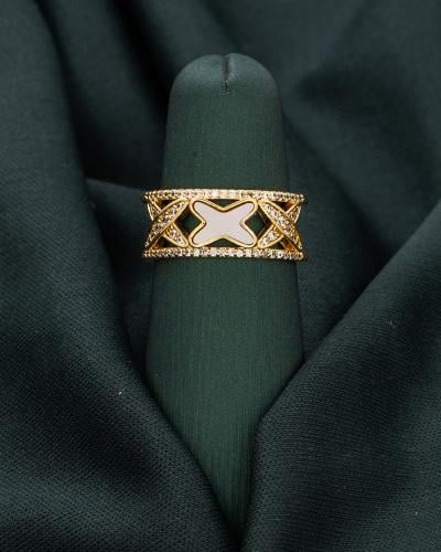 زينة‎ رائعة‎ تناسب‎ الإطلالاتك‎ اليومية يتميز بسهو...