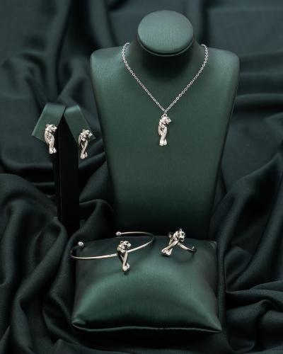 تصميم أنيق يمنح التفرد والنعومة لطفلتك