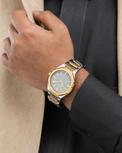 أناقة راقية، تفاصيل دقيقة باللون المكس