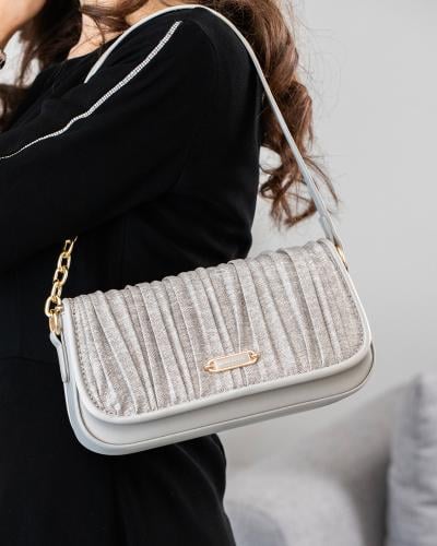 فاخرة وسط باللون ال رصاصي